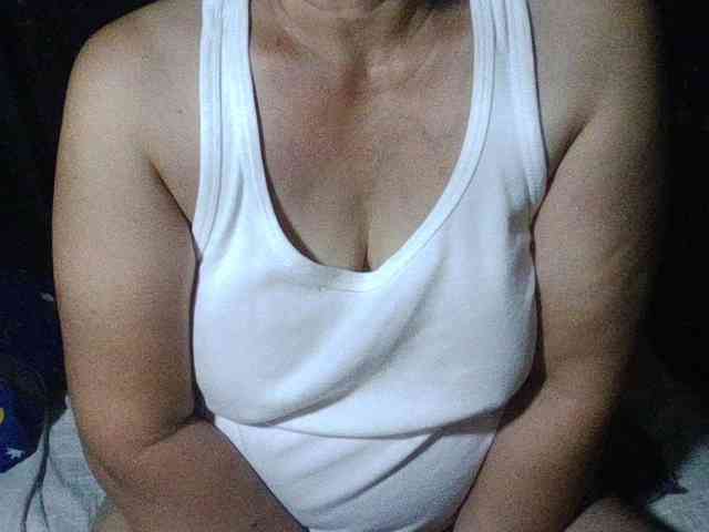 HotSqrt4u webcam