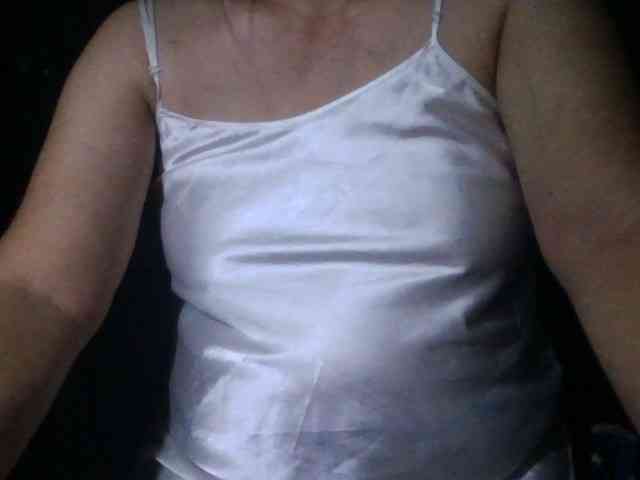HotSqrt4u webcam
