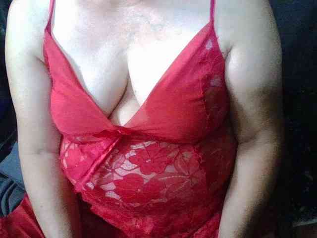 HotSqrt4u webcam