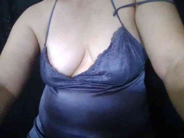 HotSqrt4u webcam