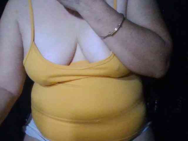 HotSqrt4u webcam