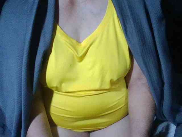 HotSqrt4u webcam