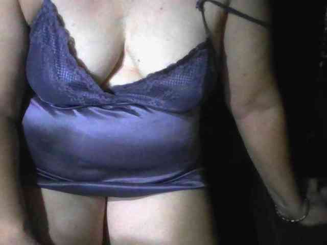 HotSqrt4u webcam