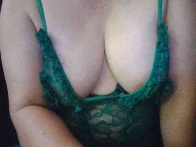 HotSqrt4u webcam