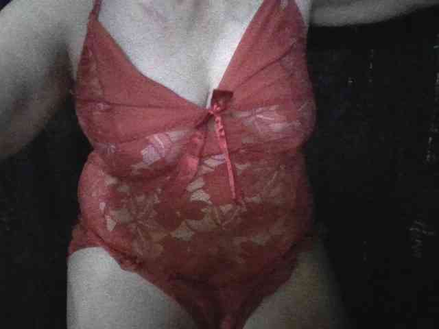 HotSqrt4u webcam