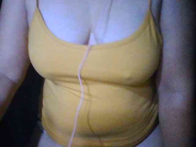 HotSqrt4u webcam
