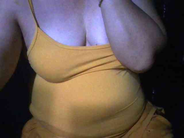 HotSqrt4u webcam