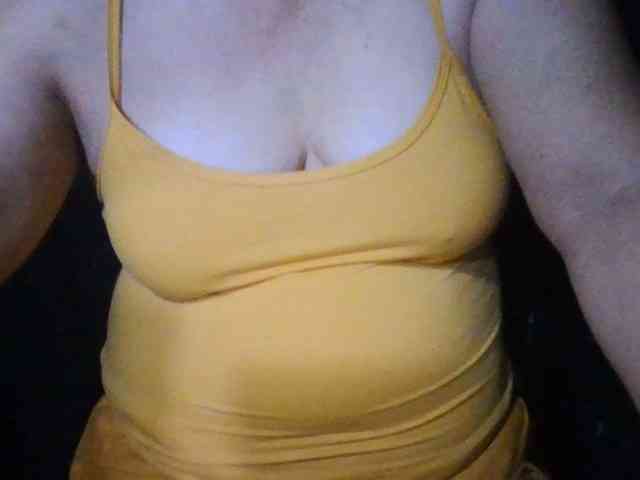 HotSqrt4u webcam