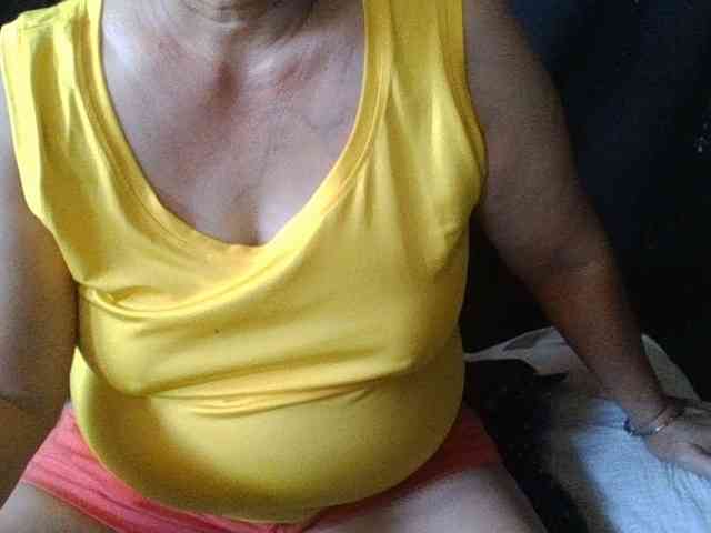 HotSqrt4u webcam