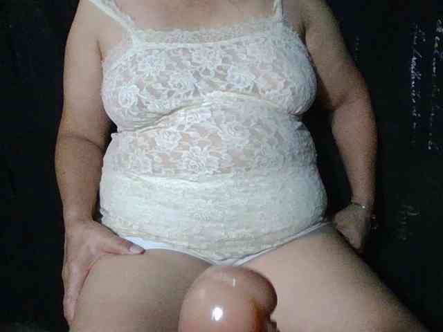 HotSqrt4u webcam