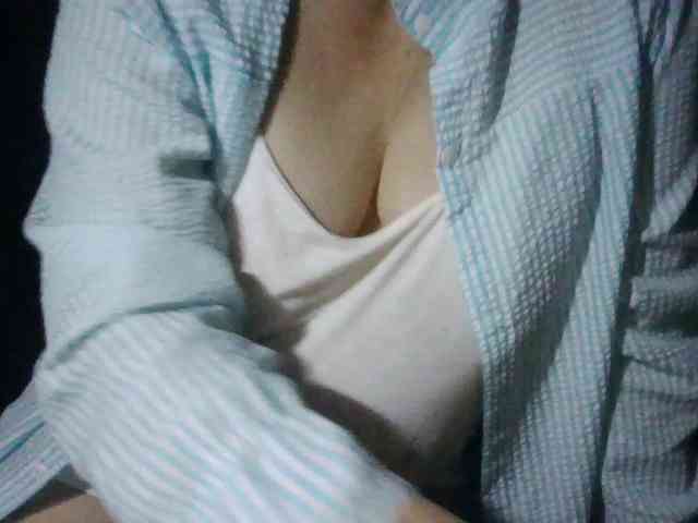 HotSqrt4u webcam