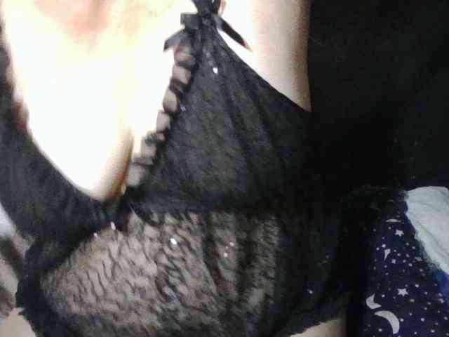 HotSqrt4u webcam