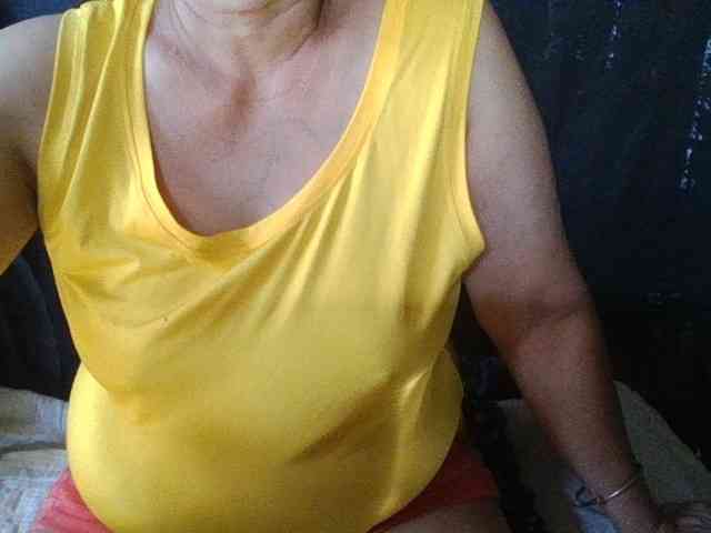 HotSqrt4u webcam