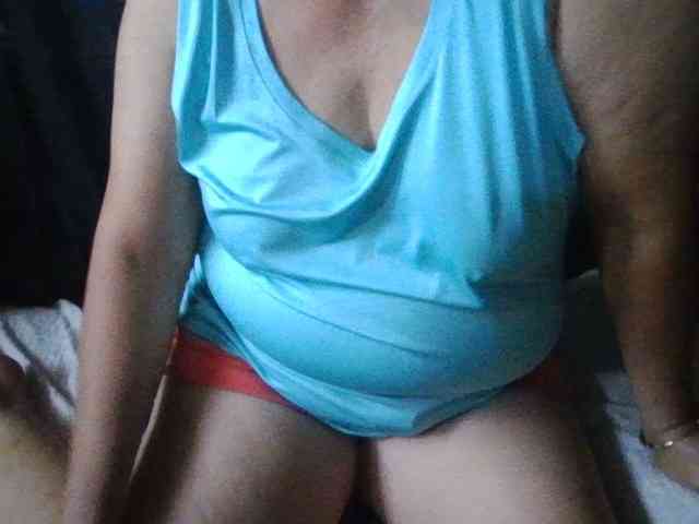 HotSqrt4u webcam