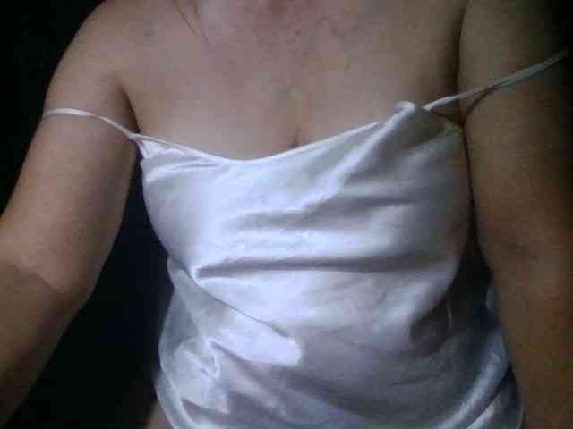 HotSqrt4u webcam