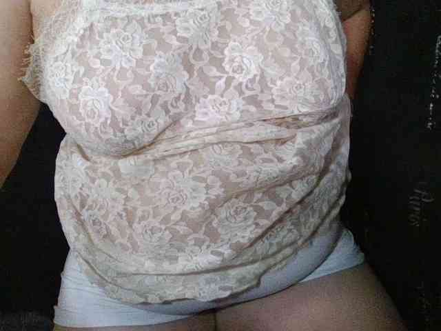 HotSqrt4u webcam