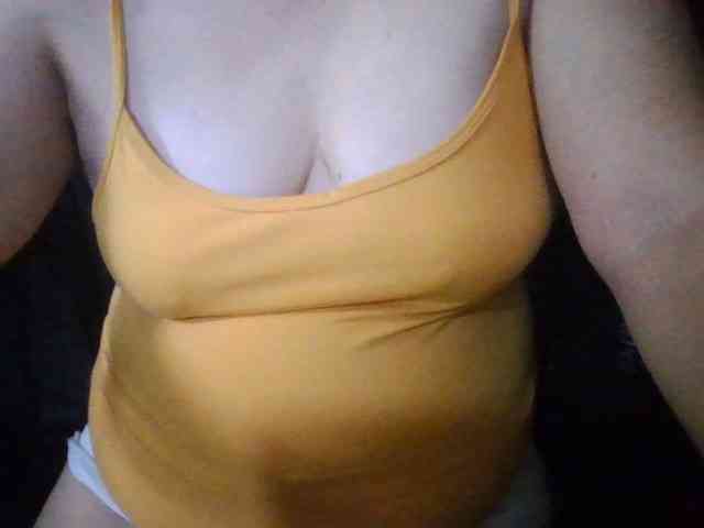 HotSqrt4u webcam