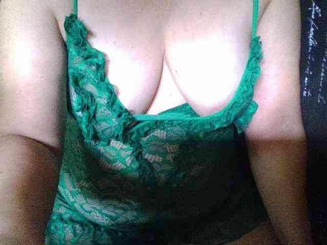 HotSqrt4u webcam