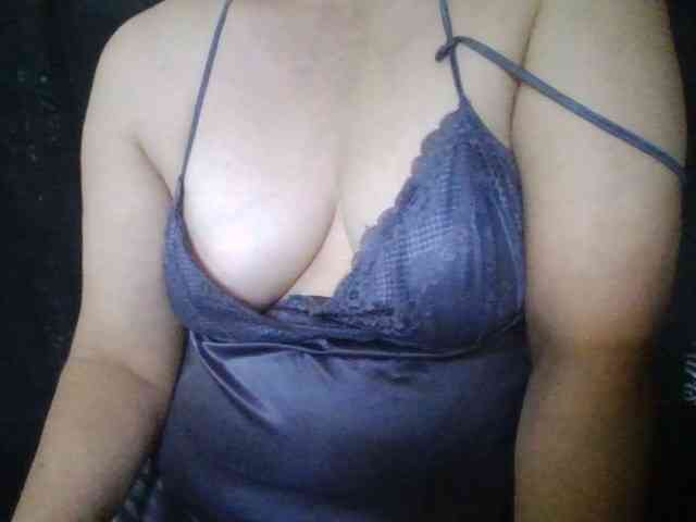 HotSqrt4u webcam