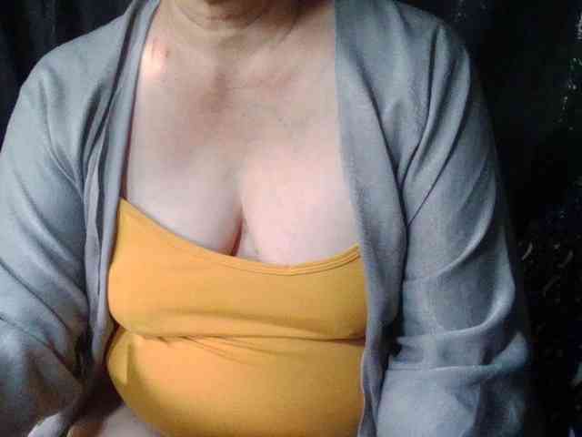 HotSqrt4u Live Webcam on BongaCams