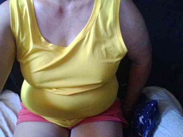 HotSqrt4u webcam