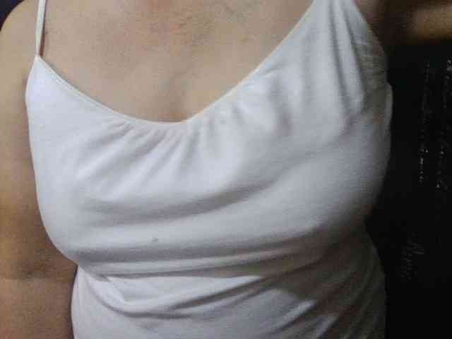 HotSqrt4u webcam
