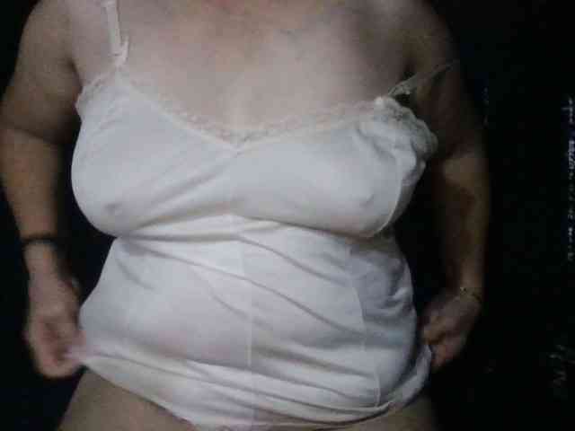 HotSqrt4u webcam