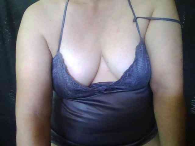 HotSqrt4u webcam