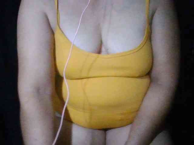 HotSqrt4u webcam