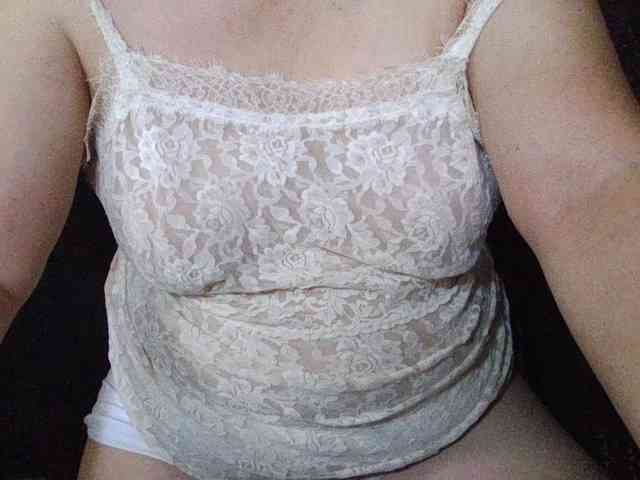 HotSqrt4u webcam