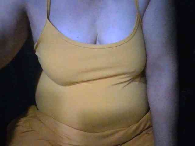 HotSqrt4u webcam