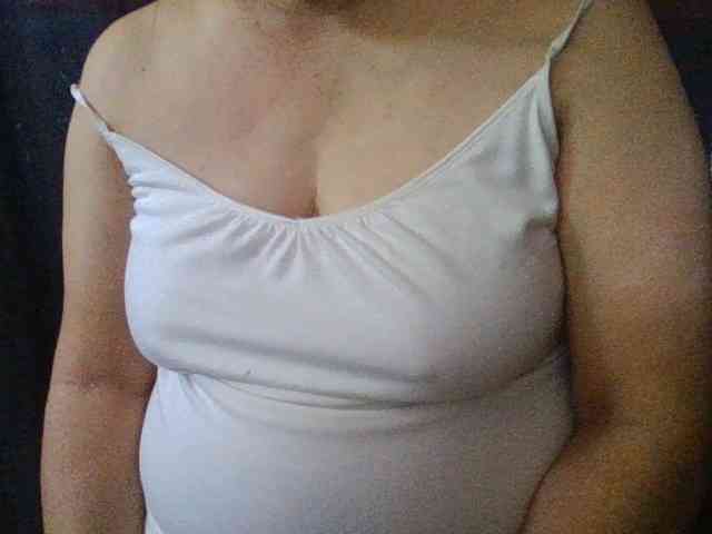 HotSqrt4u webcam