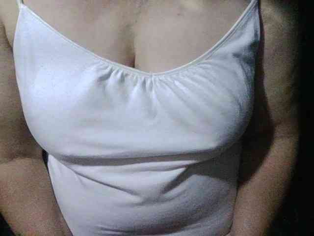 HotSqrt4u webcam