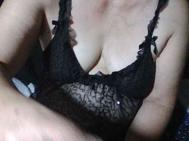 HotSqrt4u webcam
