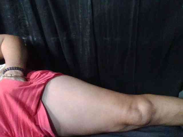 HotSqrt4u Live Webcam on BongaCams