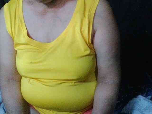 HotSqrt4u webcam