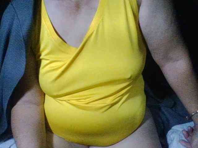 HotSqrt4u webcam