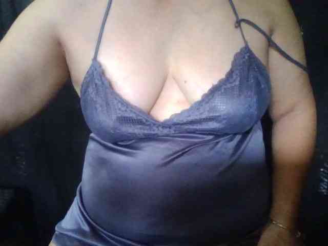 HotSqrt4u webcam