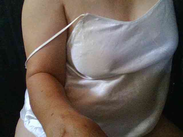 HotSqrt4u webcam