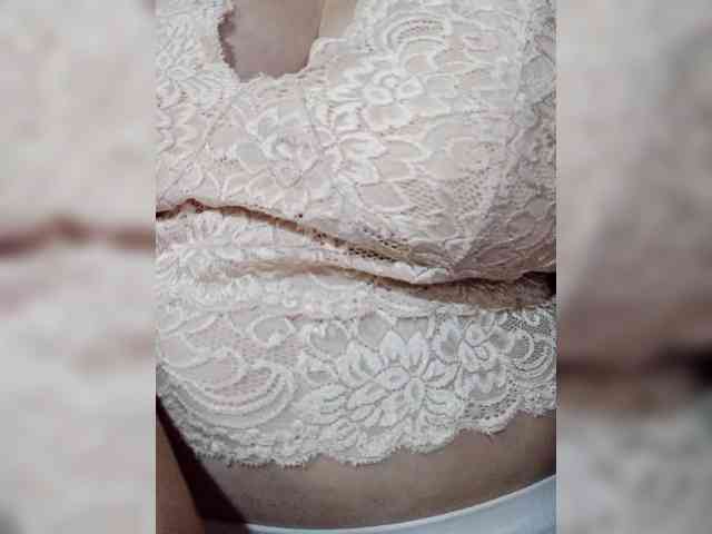 HotSqrt4u webcam