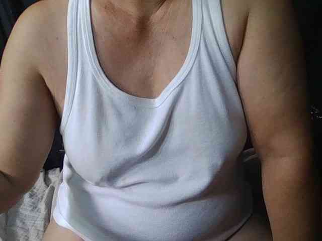 HotSqrt4u webcam