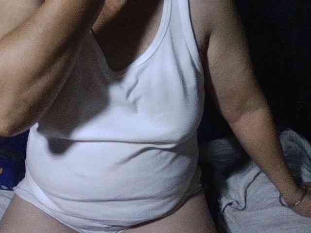 HotSqrt4u webcam