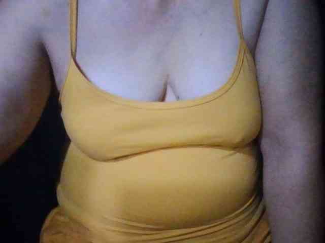 HotSqrt4u webcam