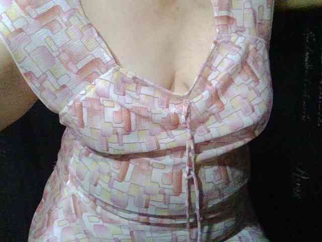 HotSqrt4u webcam