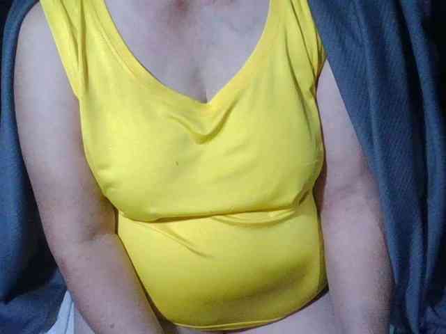 HotSqrt4u webcam