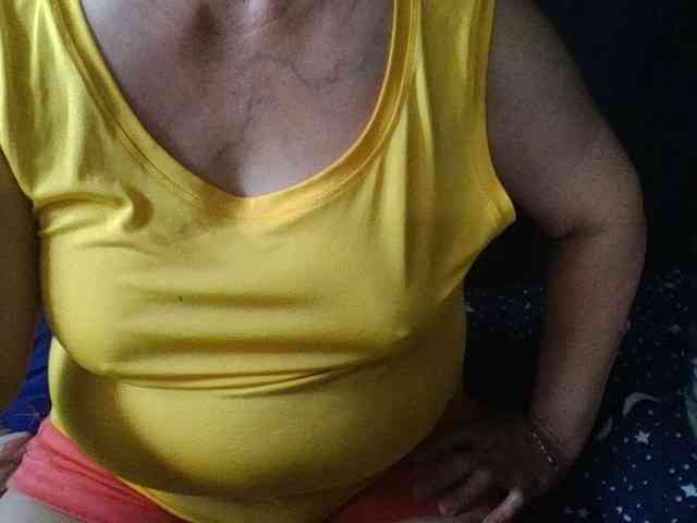 HotSqrt4u webcam
