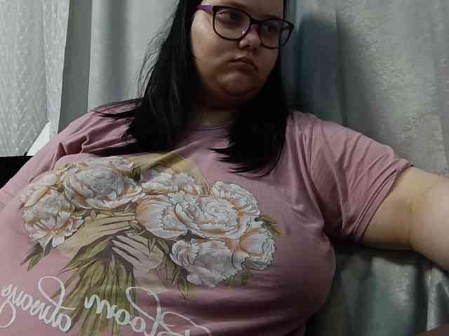 Nency-18 webcam