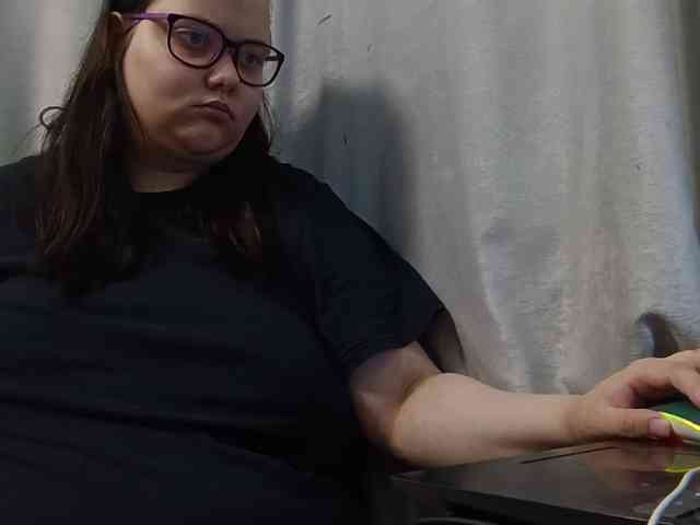 Nency-18 webcam