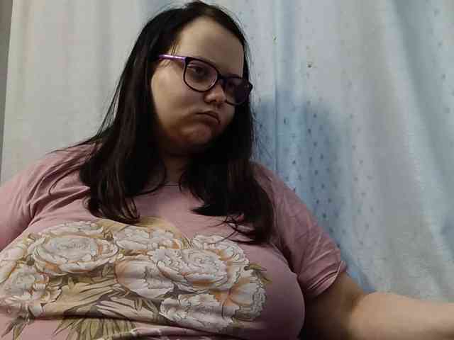 Nency-18 webcam