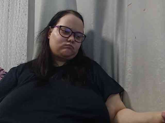 Nency-18 webcam